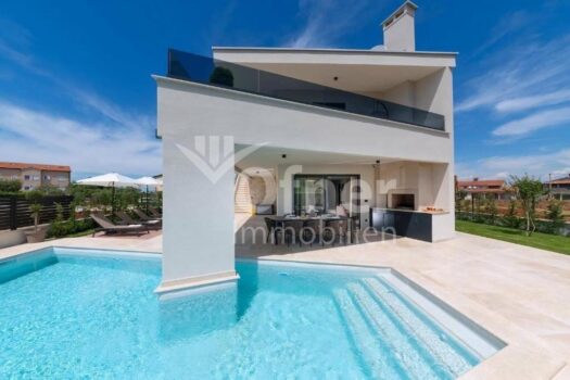 w1GqDHEfyc2kavqMrXK7w