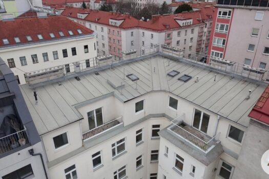 10jw3FipdJqH74sIxT6ZUj 1