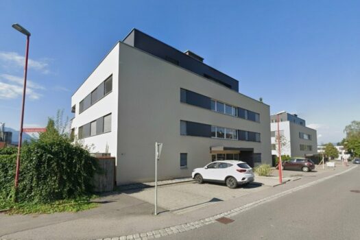 12V9zBjXoaynyrU8tLztqh