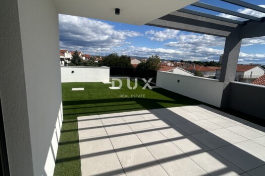 ŠIBENIK, VODICE - Exklusives dreistöckiges Apartment in Strandnähe mit spektakulärem Meerblick 1761836355 img 5611