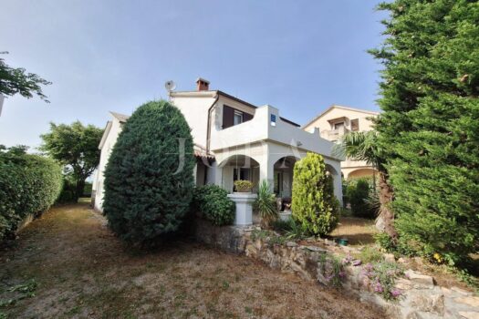 1764560743 266439023 420462 0