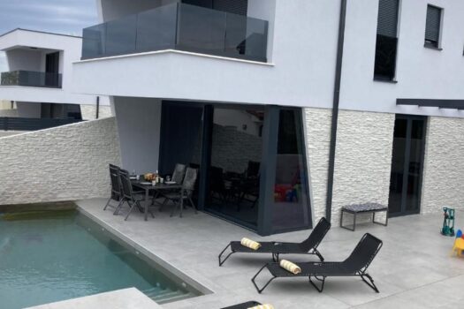 1764746144 505946118 1