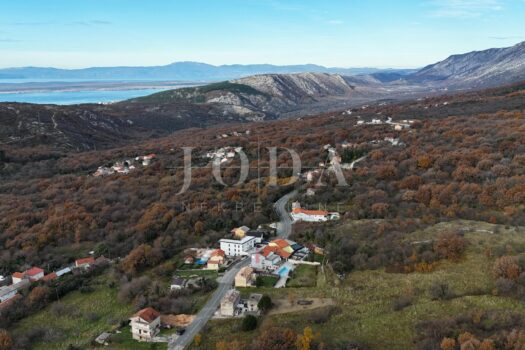 1765189522 1000159112