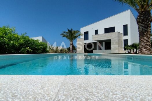 Insel Krk, Malinska, luxuriöse Villa in einem Resort mit Meerblick 1765394438 img 20251210 wa0011