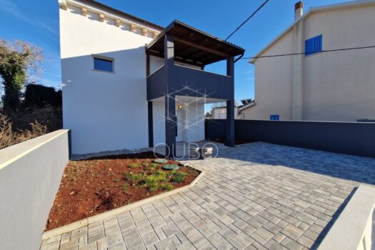 1765641821 20251213 1351032