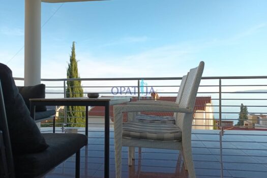 1765643027 1765640428565