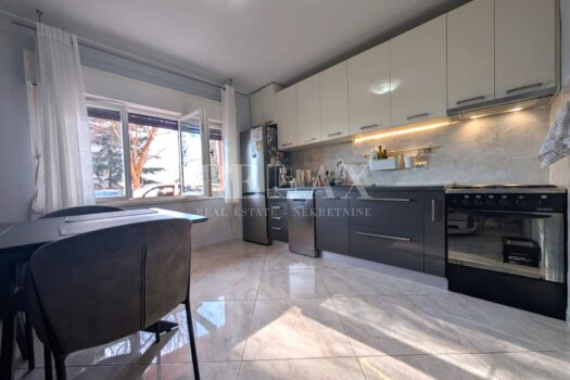 1765784932 podmurvice1