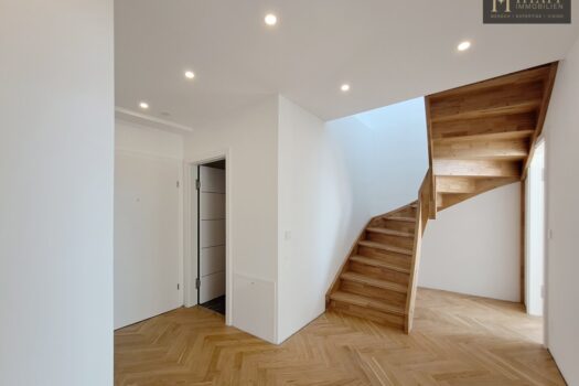 18Ln2fFajBq0HemdS8ODjv