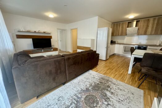 19iRu2S0MjDpuWiIEqn9Y2