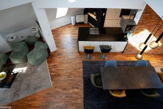 1HBs8i1d3Nx76CHxqtQoU7