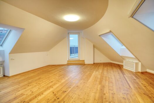 1lpPQblCk4u72YPhZjBQl6