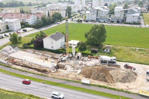 2kEtYLx52kxRNTghb1UXJQ