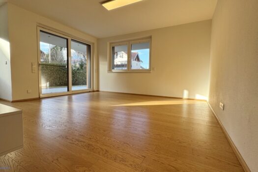 2s2EESSzetq2IUkLVwDhTH