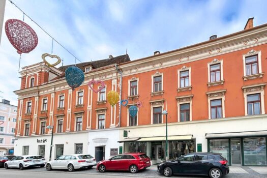 Historisches Zinshaus in Top-Lage am Stadtplatz Wels mit 10 Einheiten 3ArqlmFDOOcmWkDVqec30Y