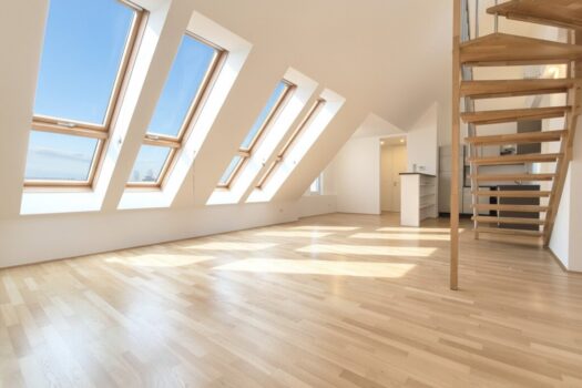 Wohnen hoch oben mit Weitblick - klimatisierte Dachgeschosswohnung - 3-Zimmer + Gallerie - inkl. Einbauküche 3DQn6wumnd4FlBw9ZLOnK0 2