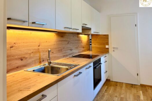 Helle 4-Zimmer-Wohnung mit großzügigem Raumangebot 3H9haBX9UQI2dWKbsLhPpj