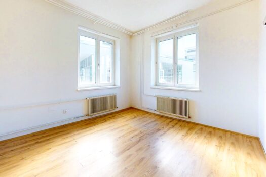 Bürohaus mit 156 m² in zentraler Lage von Klagenfurt – ideal für Versicherungen, Maklerbüros, Kanzleien oder Beratungsunternehmen mit Anspruch auf eine eigenständige Geschäftsadresse und gute Erreichbarkeit Büro 1