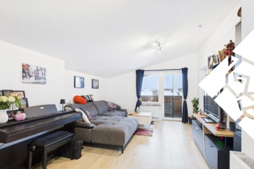 3zUVClVD88Vu4eCJIyqD2e