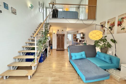 4261IXt2KMIXQjKPrhFHCz