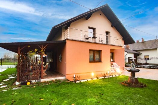 4Q2G1TMIHpexVimHZcoTgY