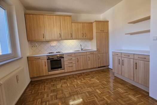 Geräumige 2-Zimmer Wohnung zu kaufen mit herrlichem Blick über Graz und sehr guter Verkehrsanbindung 4cPfI3TeO8OODXnb6GqOyd