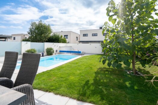 4jrpj9AqWeekiq29anCETt