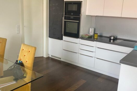 4mJtTV1lgsIiq4ZI1e8tWn