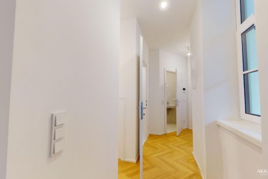 57SFkn4uUxNntB5I3hcSvW