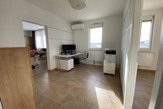 Vollmöbliertes, hochwertiges Büro / Kanzlei / Ordination in ausgezeichneter Lage 5FsNh4PeRcX9Tl2nGiIx9Y