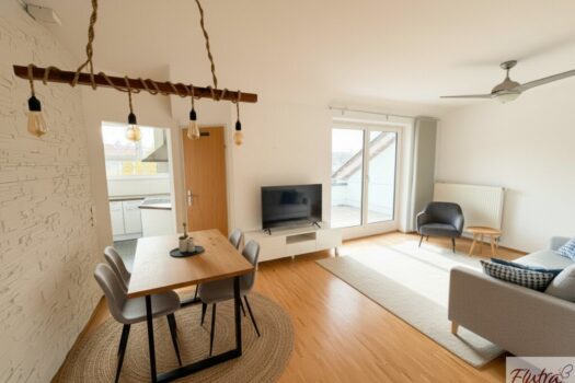 Moderne 3-Zimmer Dachgeschosswohnung mit Terrasse in Thalheim bei Wels! ACHTUNG: Beispiel einer Möblierung