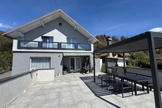 5rUmGXDJXZeGEYrFUCsXJb