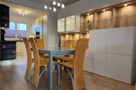 Modernes Reihenhaus, möbliert mit Pool und E-Stellplatz 7riPVOPVHwZbqYhh6uQckA 1