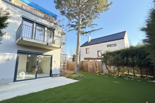 Klimaanlagen- und Photovoltaikvorbereitung I Vollunterkellert I PKW-Stellplatz mit E-Ladestation Vorbereitung I großzügige Außenflächen I Stilvolles Wohnen auf mehreren Ebenen Haus 1_Visualisierung