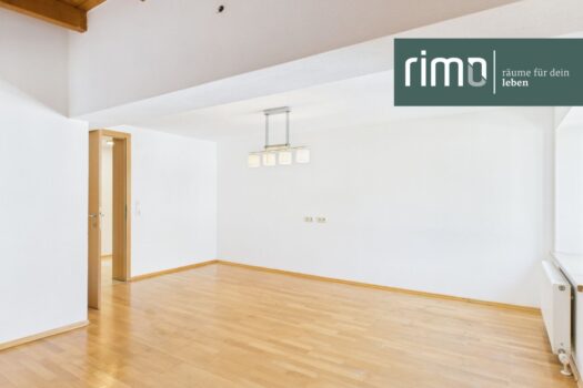 4,5 Zimmer Wohnung | Balkon | Abstellplatz Titelbild