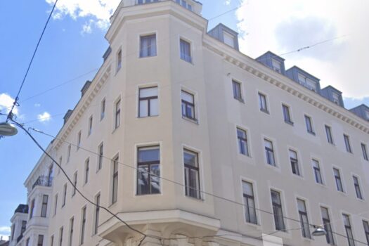 n4HvtHse302p5USpiDxxI