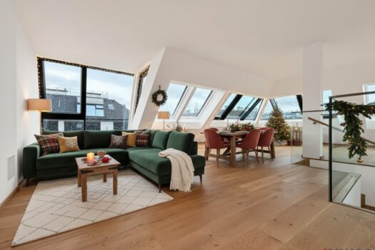 154D9QMpzva3ZYJ6FdfRV8