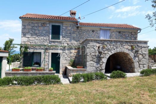 1767362710 269741748 620598 0