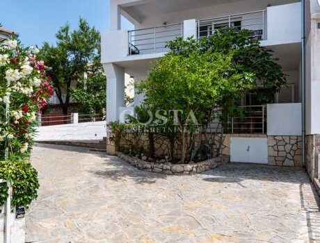 1767779865 kuca rovanjska 130