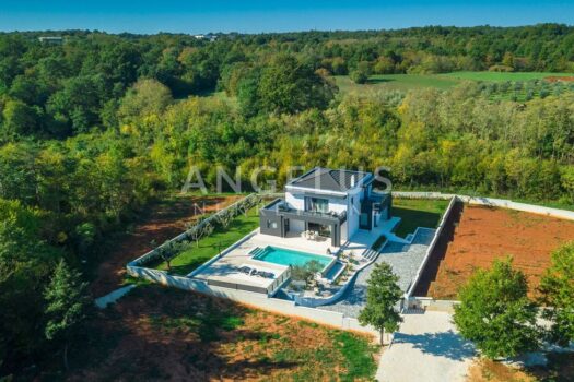 1768125059 galerija zunaj 3