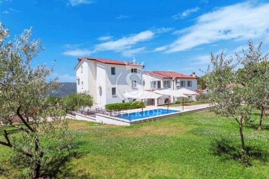 1768237614 kuca trget 122