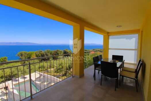 1769437001 kuca na moru sa sest apartmana 15