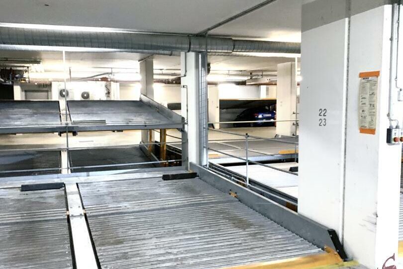 Tiefgaragenstellplatz