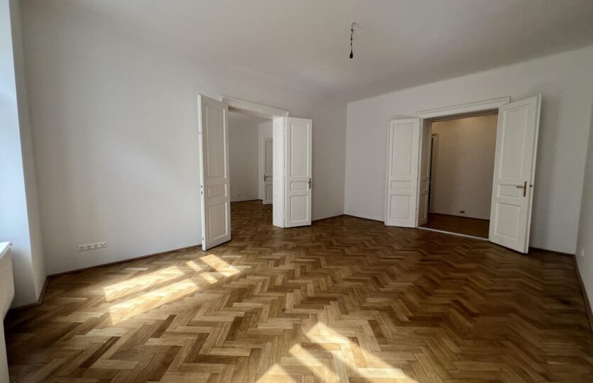 20240409_093910425_iOS