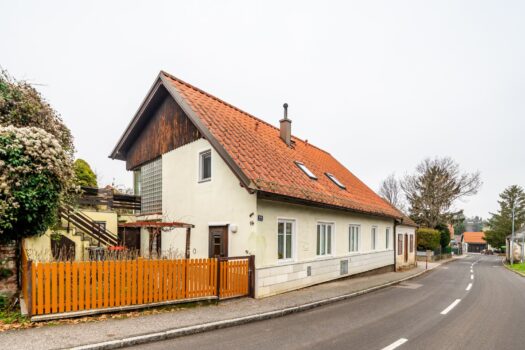 1LoiOfx3jZ8f7IYViNhY8y