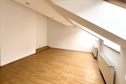 1OsRViJb9uRmpKUSl4Aovt