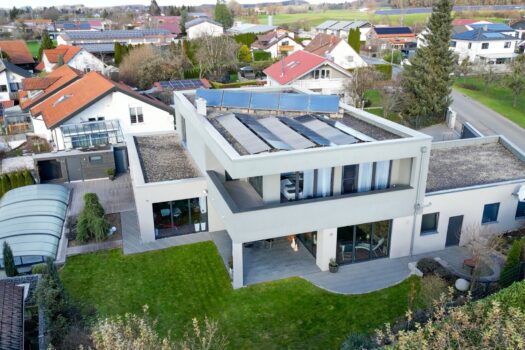 Exklusive Villa mit Indoor- & Outdoor-Pool, Smart-Home-Ausstattung und durchdachtem Raumkonzept 1kvlmlRMbOWab4D5zKhr8Z 1