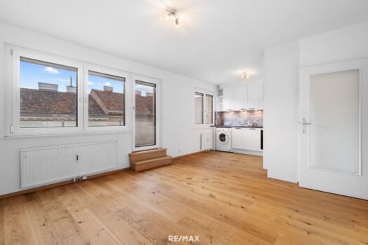 1lBwjbp6UyPYV3qF50ugFX