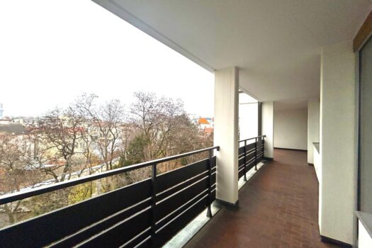 1pPqN4RIi55G051h5pJApZ