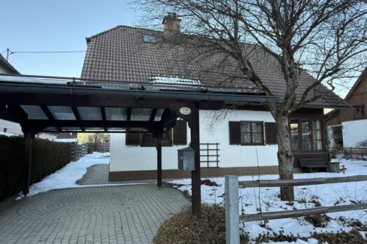 1vlWBiBT8UaurxCvIEJ0Kd