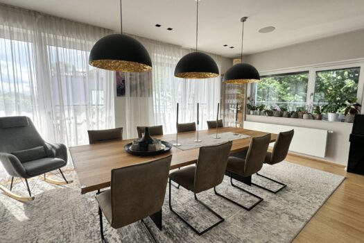 1ztuB49NCvZFpaWp2vcrN5